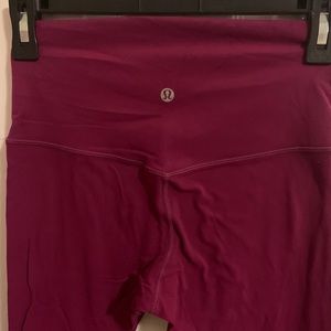 LULULEMON ALIGN crop size 6 magenta leggings 19”